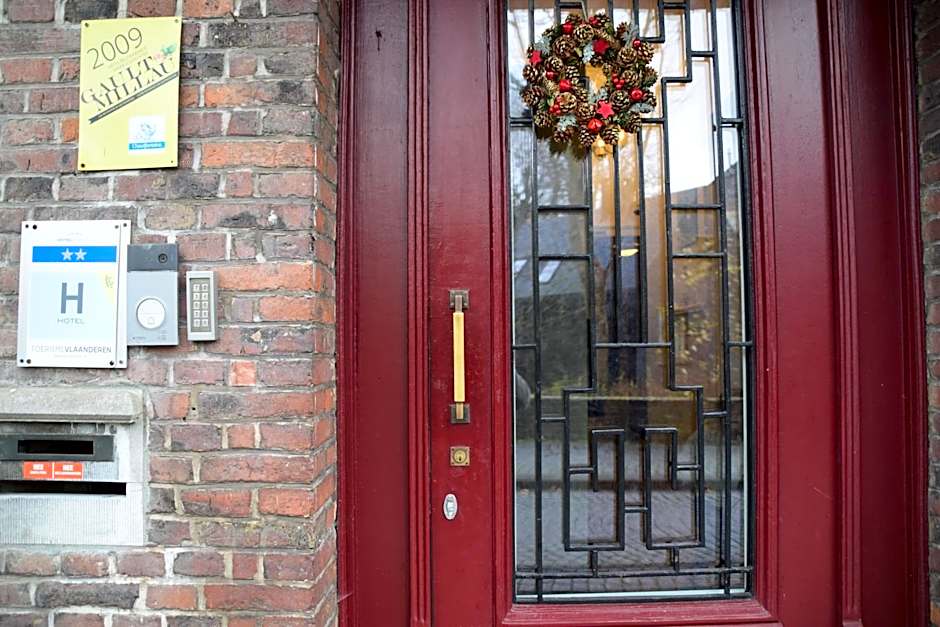 Hotel Entree - View of Canal Bruges