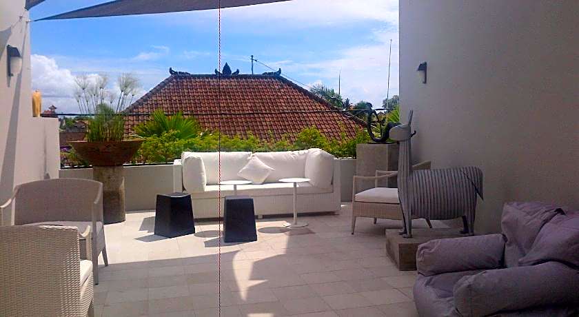 Scala – Bed and Beyond Hotel