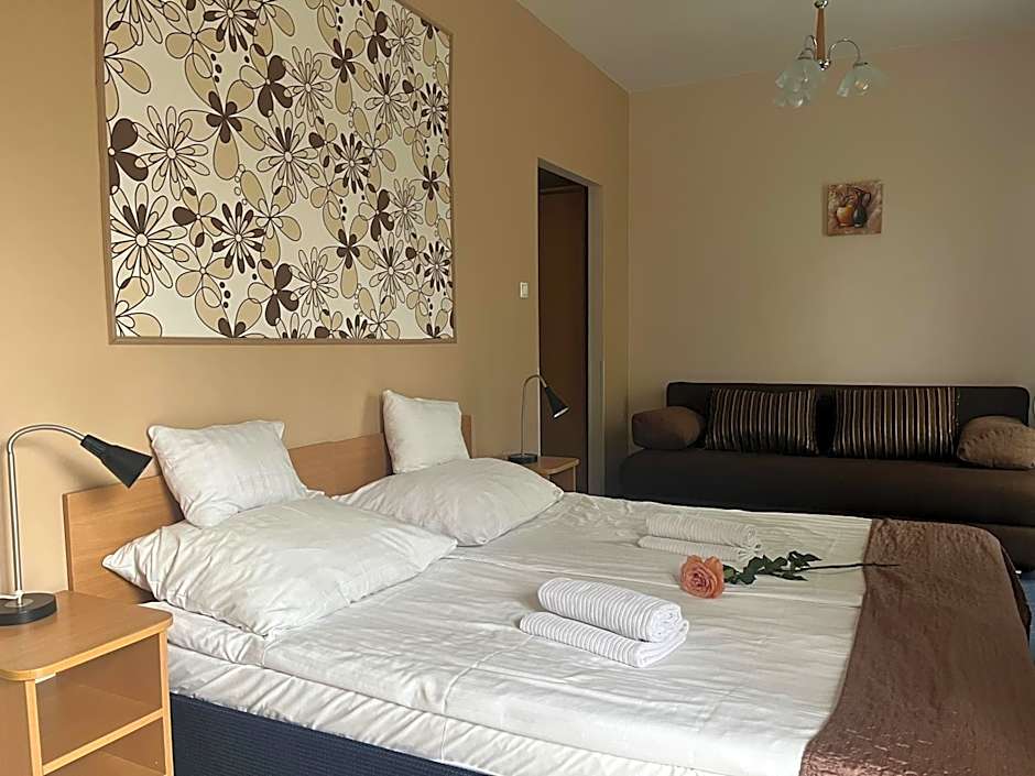 Hotel Rose City