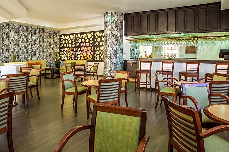 Fiesta Inn Express Chihuahua