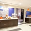 Holiday Inn Express & Suites Phoenix - Glendale Sports Dist By IHG