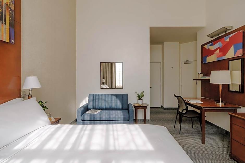 Club Quarters Hotel in Philadelphia