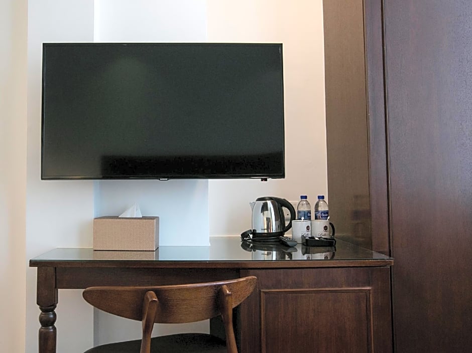 Belllo Hotel Jb Central