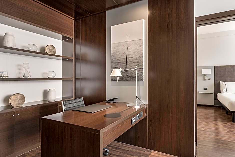 AC Hotel by Marriott Bologna