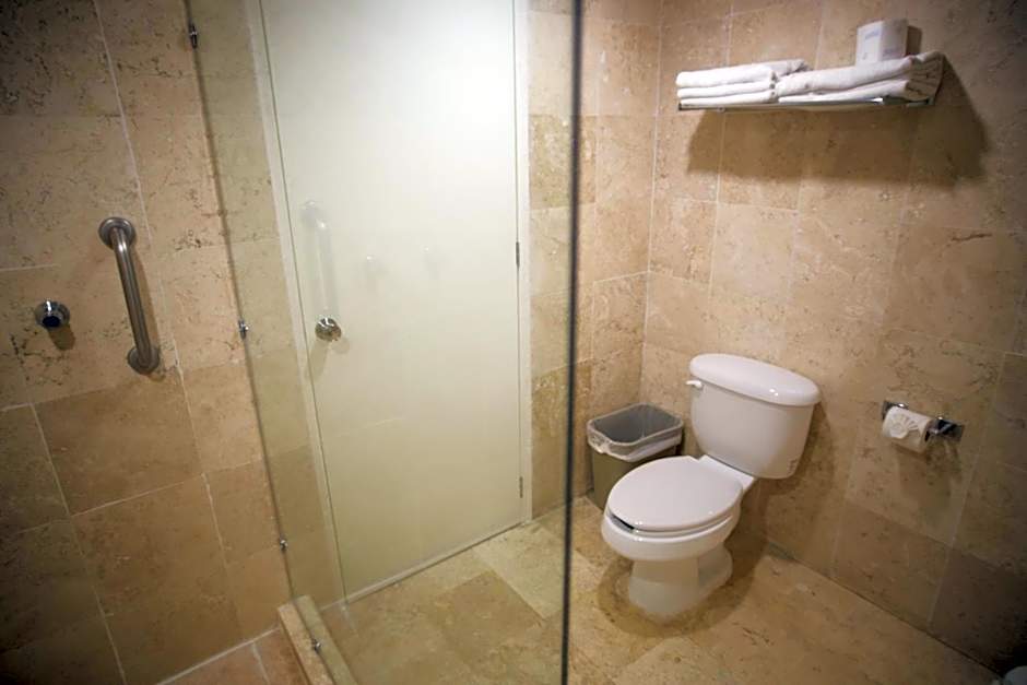 Days Inn by Wyndham Tuxtepec