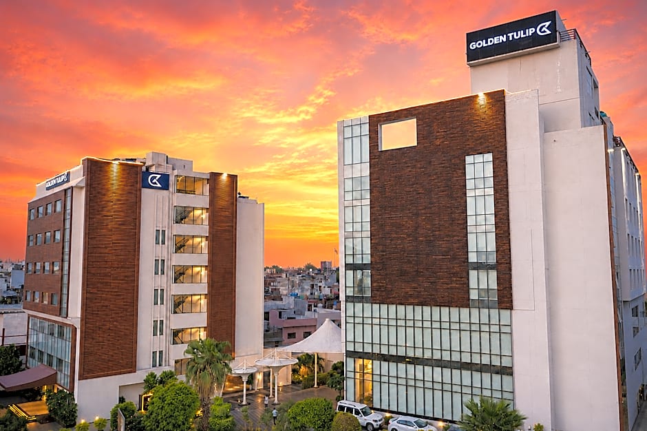 Golden Tulip Lucknow