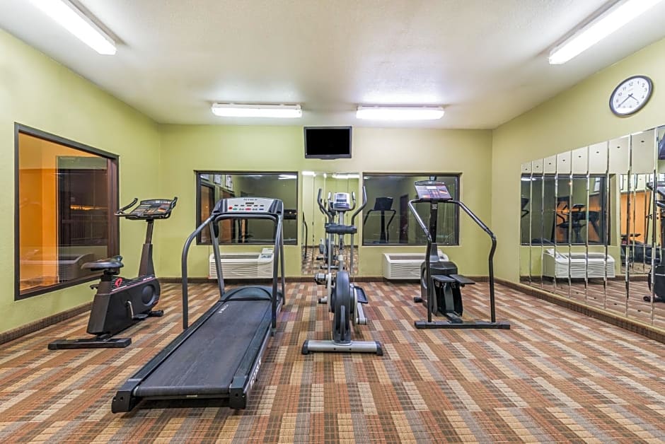 Super 8 by Wyndham Fort Worth North