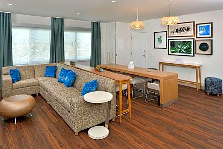 Studio Commons, 4 Bedroom Suite
