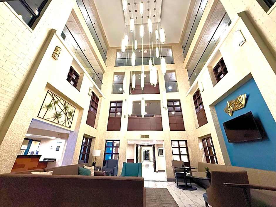 Best Western Plus Indianapolis North at Pyramids