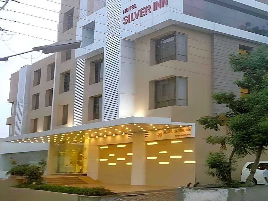 Hotel Silver Inn