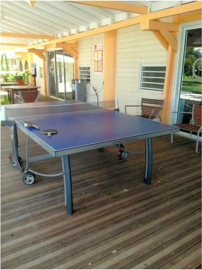 Studio dans Résidence Hotelière aux 3ilets Pointe du bout Résidence la Marina Carayou