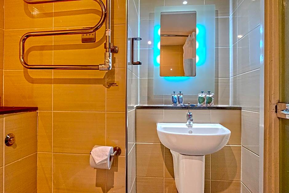 Manchester Airport Stanley Hotel by Belvilla