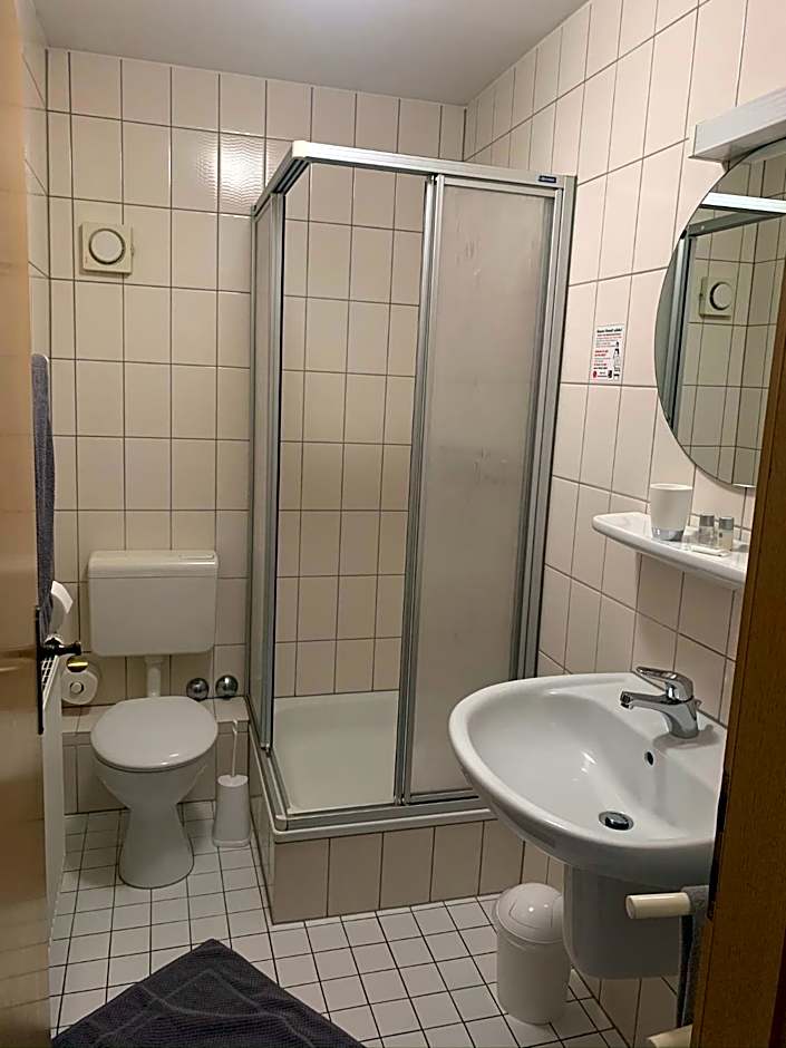 Hotel Zur Schleuse (Garni)