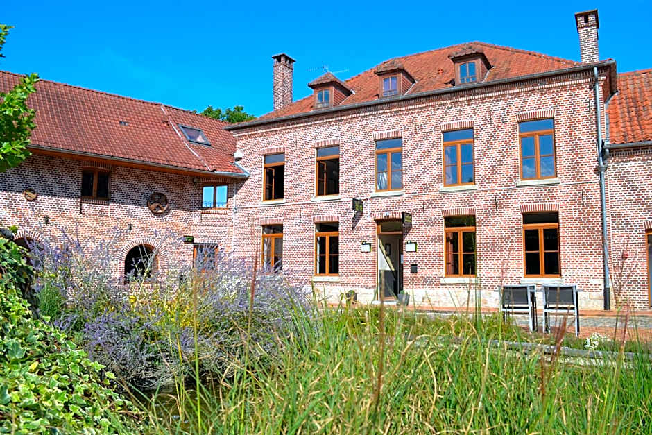 Le Domaine des Cigognes