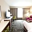 Hampton Inn By Hilton & Suites Dallas Market Center