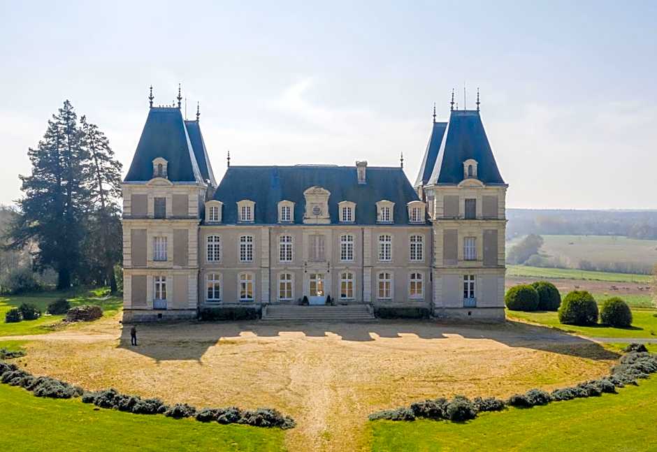 Photo 1 of 50 of Château La Bainerie