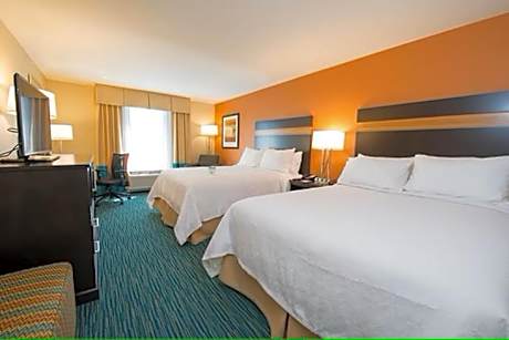 Standard Room with Two Queen Beds