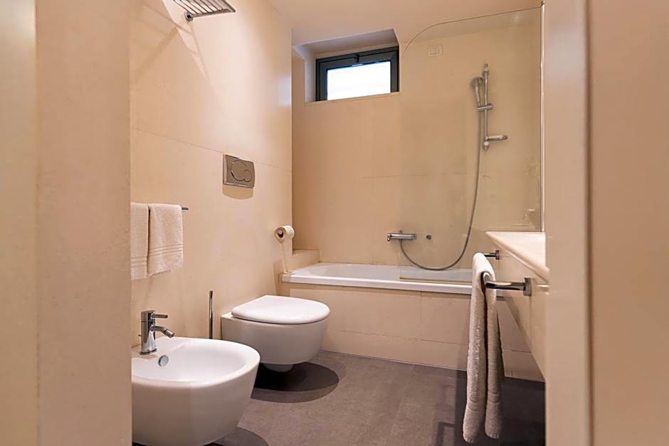 Home 15 Residence Hotel