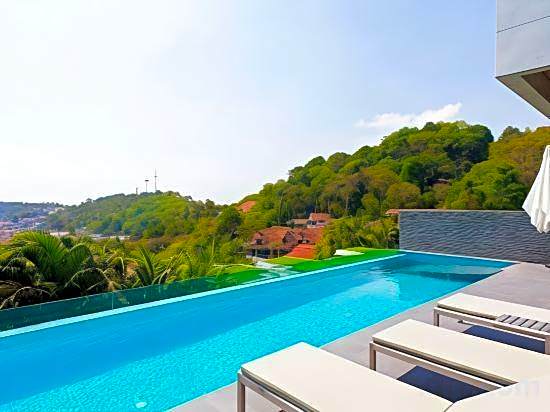 Baan Saint Tropez Villas Kata Beach