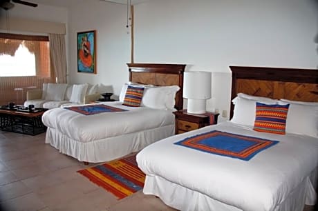 Deluxe Two double beds