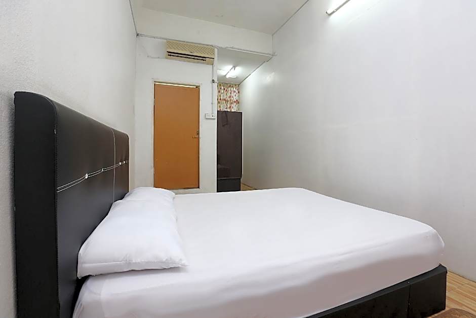 OYO 89755 D&d Budget Inn