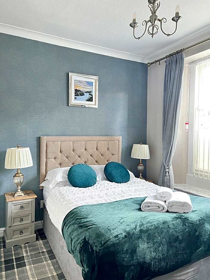 Rayrigg Villa Windermere (Room Only)