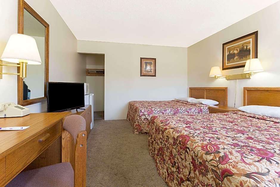 Knights Inn - Baker City OR