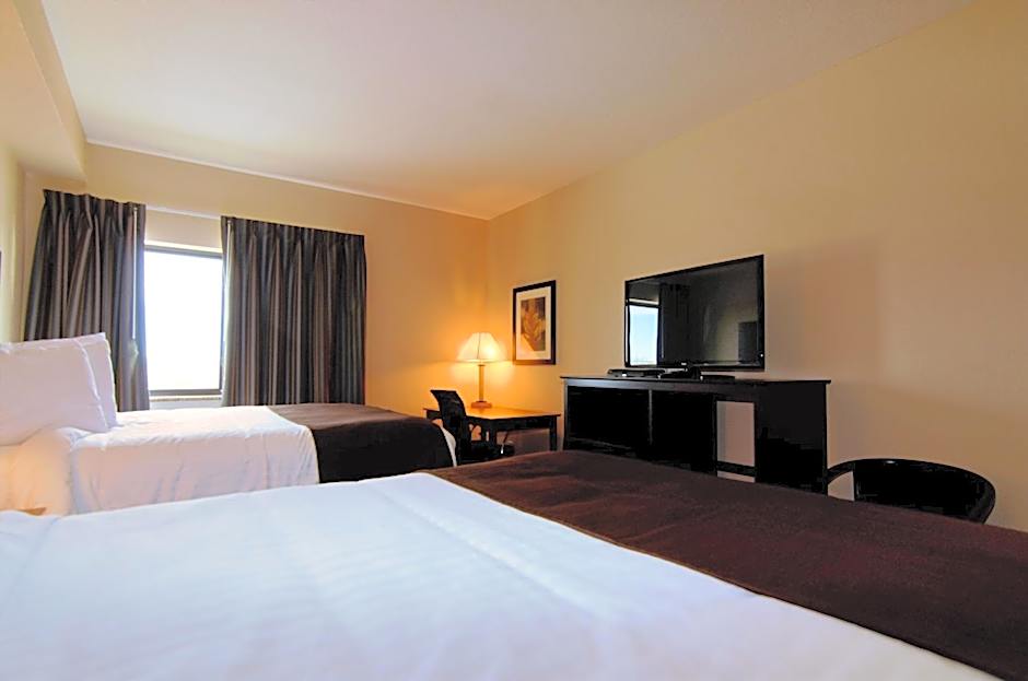 Cobblestone Inn & Suites - Denison | Oak Ridge