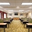 Country Inn & Suites by Radisson, Des Moines West, IA