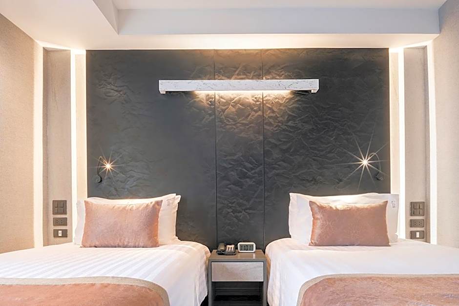 Aspira Gems Center Silom