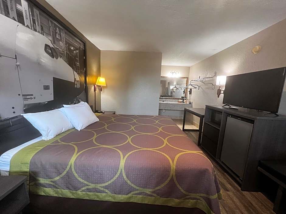 Super 8 by Wyndham La Marque TX/Texas City Area