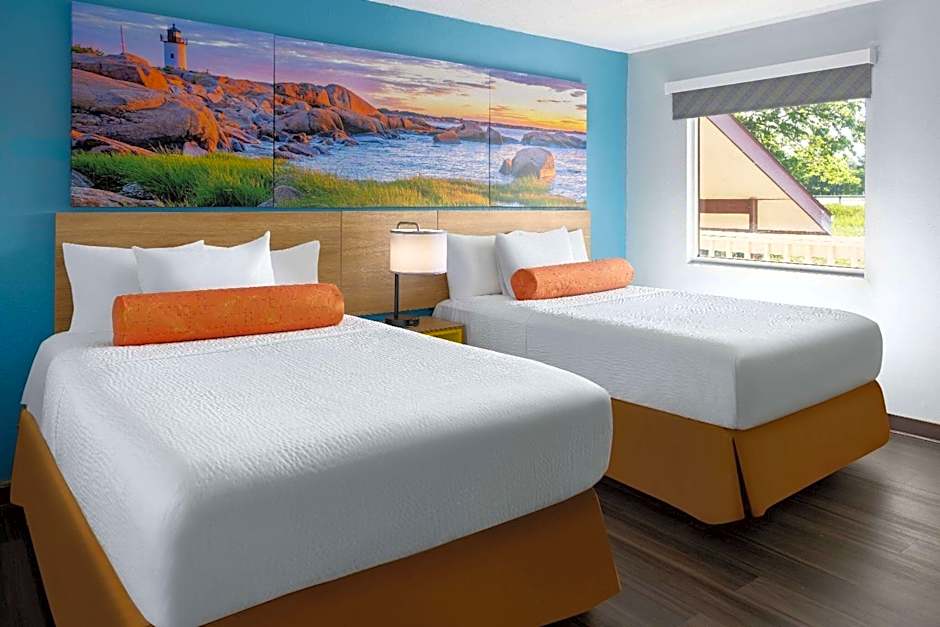 Photo 1 of 19 of 2 Double Beds