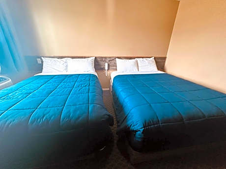 Voyageur Motel