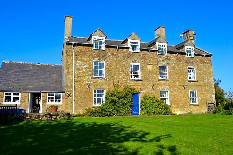 Cotswolds Mine Hill House