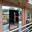 Super Paradise Hotel