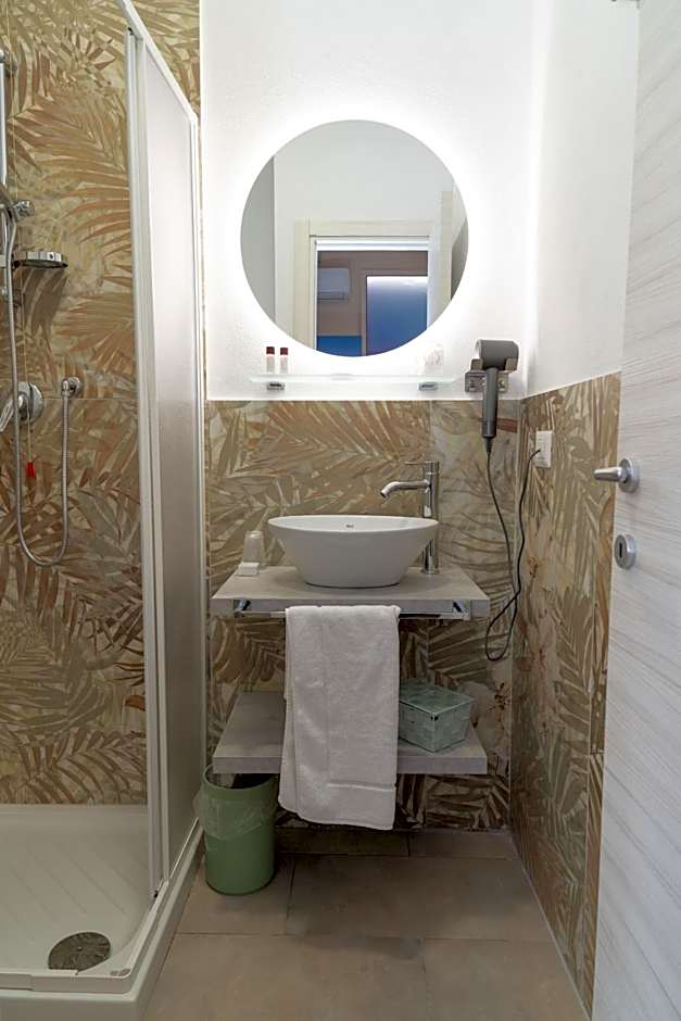 THE SUN HOTEL BOUTIQUE NAPOLI