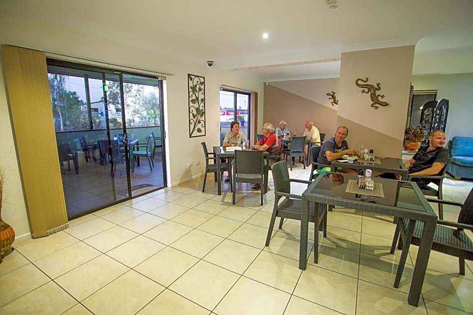 Spinifex Motel and Serviced Apartments