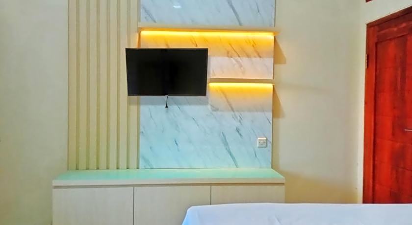 RedDoorz near Alun Alun Slawi