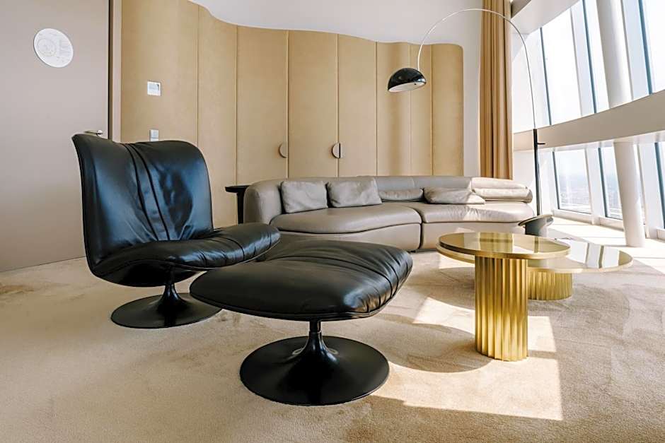 Vilnius TV Tower Apartments DEBESYS