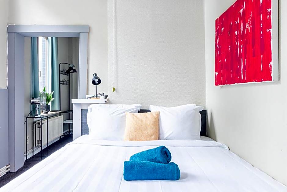 Hotel Entree - View of Canal Bruges