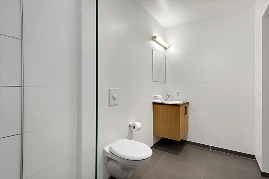 Blue Mountain Apartments by Heimaleiga