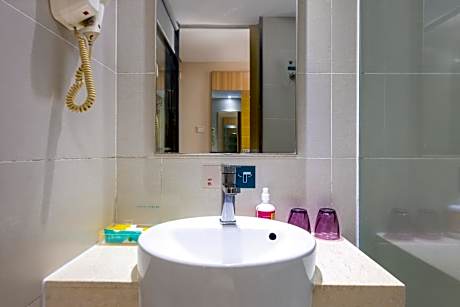 Dossen - Deluxe Bed Room