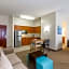 Hawthorn Suites by Wyndham Naples