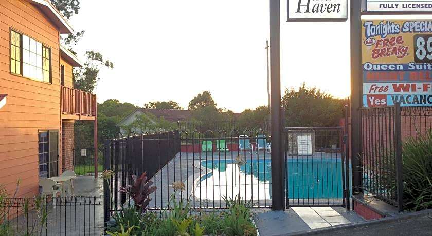 Riverview Motor Inn