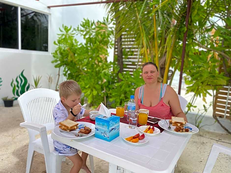 Pelican Beach Maafushi