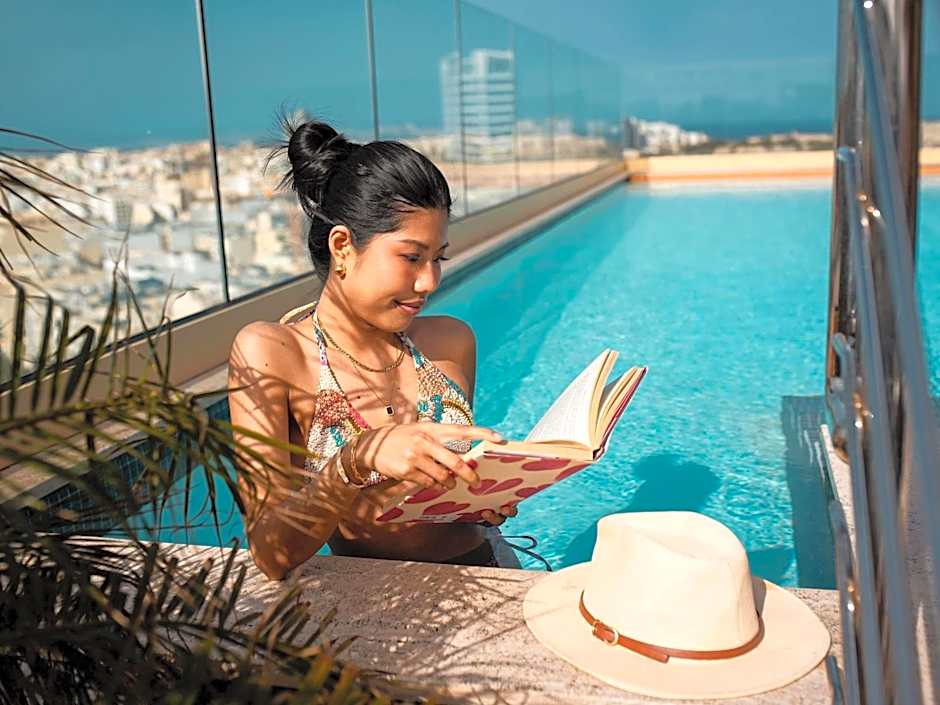 Aparthotel Adagio Malta Central