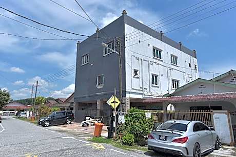 OYO 90889 Narasindo Cottage