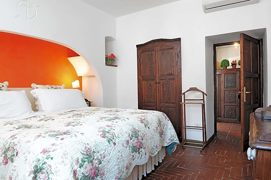 Hotel Lucrezia