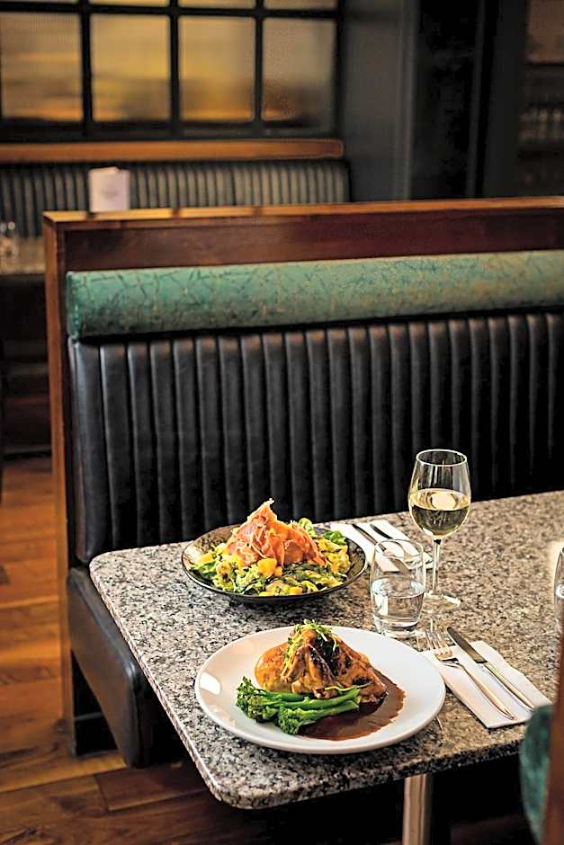 George Limerick Hotel