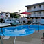 Bay Breeze Motel
